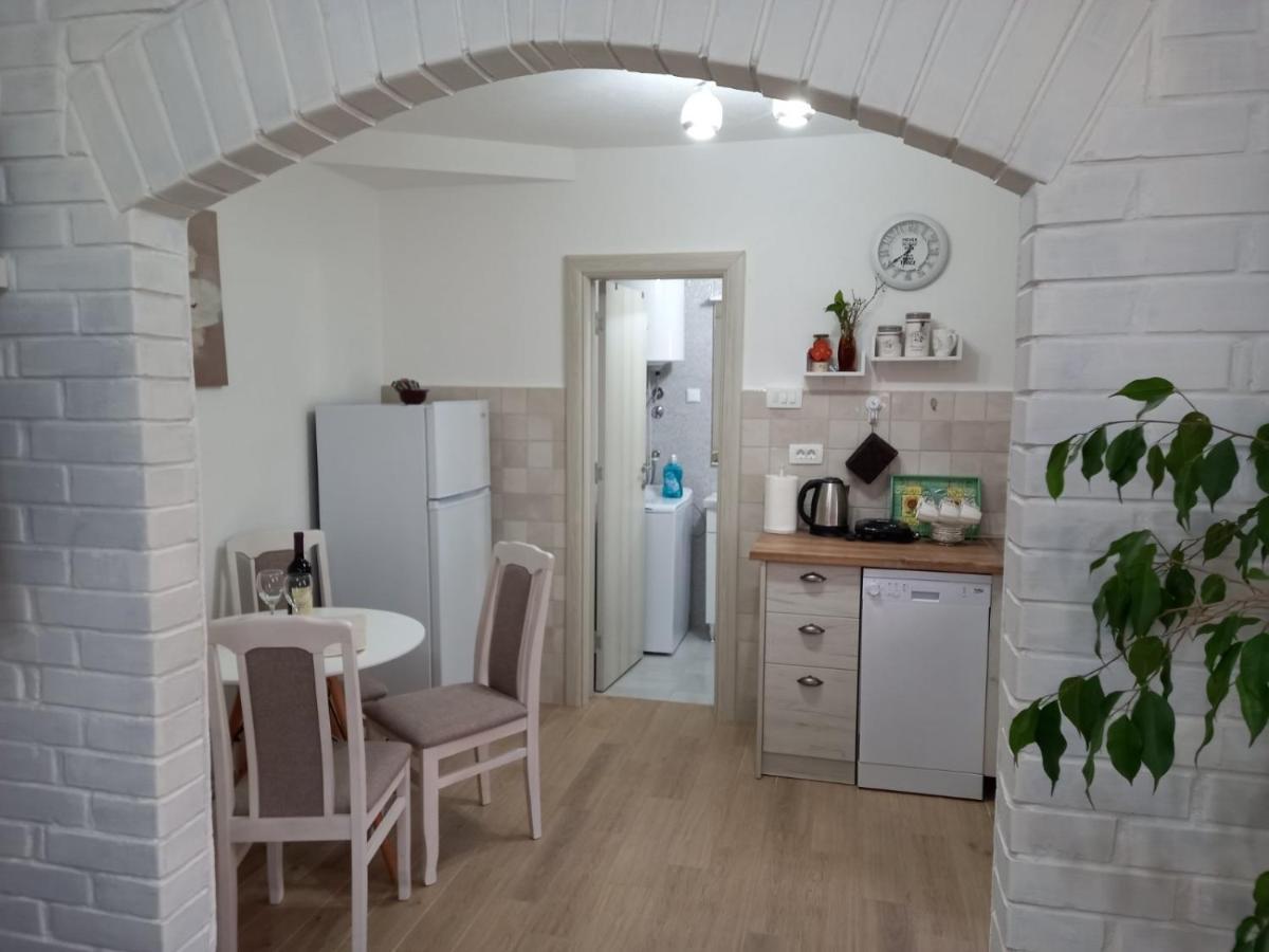 ティヴァトOld Marine Houseアパートメント エクステリア 写真